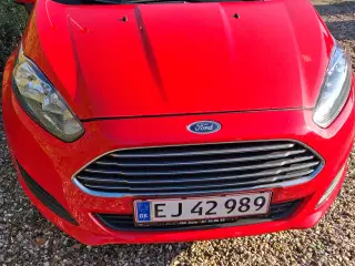 Ford Fiesta lav kilometertal.