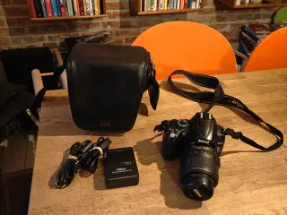 Nikon D5000 16gb ram 18-55mm VR objektiv og flipsk