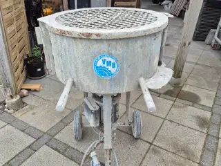 En god og krafti tvangsblander!