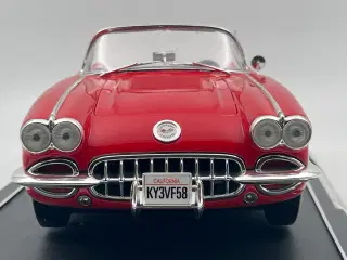 1958 Chevrolet Corvette 1:12  Super flot!