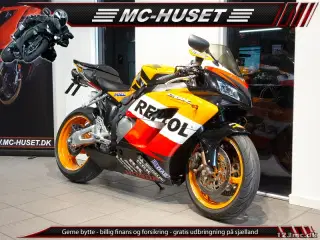 Honda CBR 1000 RR Fireblade