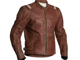 Halvarssons Skalltorp Cognac, før kr. 3.299,-