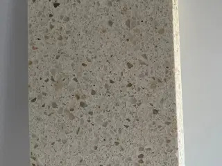 Granit plade (knust)