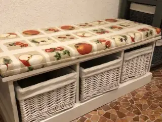 Opbevarings bænk med kurve