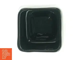 Sort keramikvase fra Krifon (str. 8 cm. 9 x 9 cm. nå)
