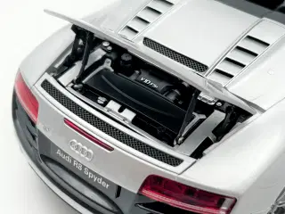 2008 Audi R8 5,2 FSI V10 Spyder - 1:18