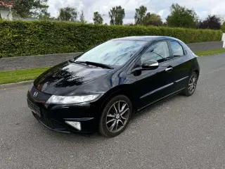 Honda Civic 1,8 Sport