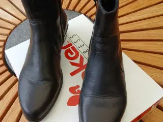 Sort støvlet Rieker