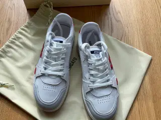 Axel Arigato sneakers