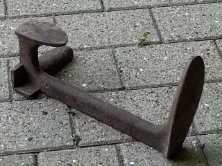 Skolæst jern