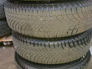 Ny 15" Brigestone Helårs dæk /Hyundai I20