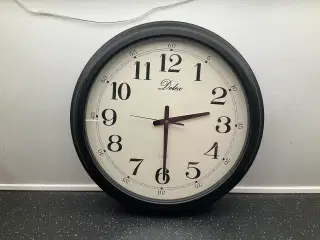 Vægur