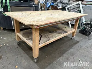 Arbejdsbord - på hjul