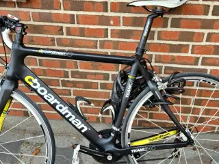 Racercykel Boardman i carbon