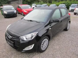 Hyundai i20 1,2 Classic XTR 85HK 5d