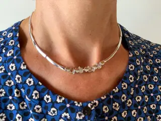 Halskæde i rhodineret sølv collier med zirconia