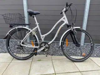  Schwinn.  26" Hjul, 50 cm stel, 21 gear