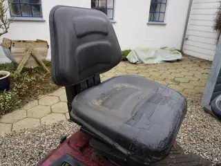 Sæde til havetraktor