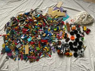 Over 5,1 kg BLANDEDE LEGO