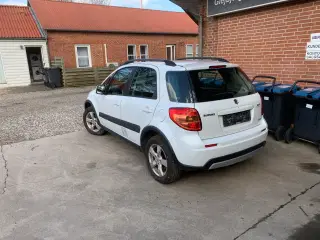 Suzuki SX4 combiback1,6 4wd Van
