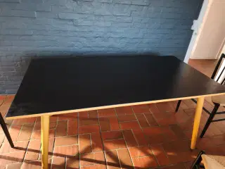 FDB spisebord (180*80 cm)