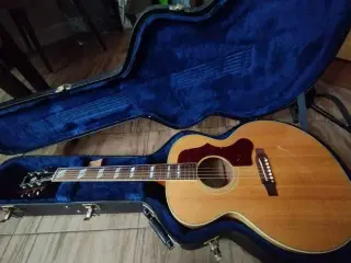 Gibson J-185 elektroakustisk guitar