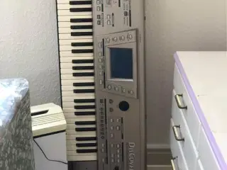 Roland discover 5 - keyboard