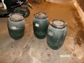 foder tønder 60 l 3 stk  200 kr stk samlet 500