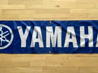 Flag med Yamaha