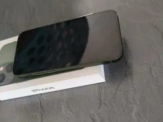 iPhone 13 mini