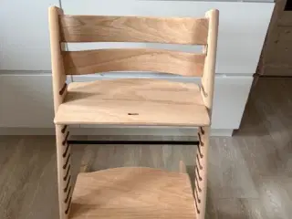Trip Trap Højstol i Massiv Bøg Lys Natur.