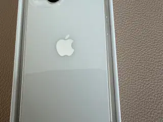 iPhone 13 mini
