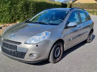 Renault Clio 1.2i Sport tourer