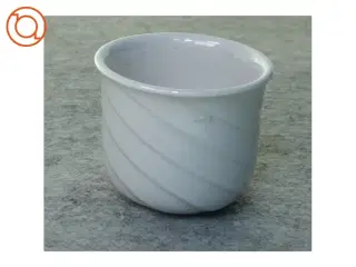 Urtepotteskjuler fra W Germany (str. 8 x 9 cm)