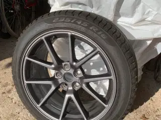 Vinterhjul 18" til Tesla model 3
