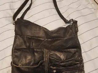 Lædertaske i slidt look