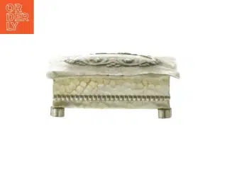 Smykkeskrin i metal (str. 9x7,5x3 cm)