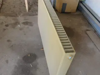 Radiator 1 stk.1200 X 600 cm 1 Stk, 1800 X 600 cm