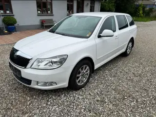 Skoda Octavia 1.6 tdi 105 