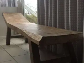 Unik møbel i Masiv