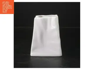 Vase fra Elpa (str. 11,5x9,5x7 cm)