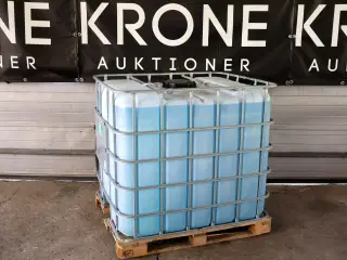 1000L Sommersprinklervæske, i palletank. 