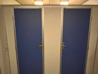 Toiletbåse