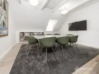 279 m² kontorlejemål tæt på Nørreport