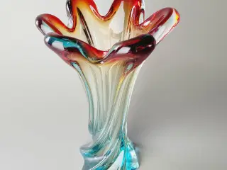⭐️· Smuk Murano glasvase fra 1960'erne.