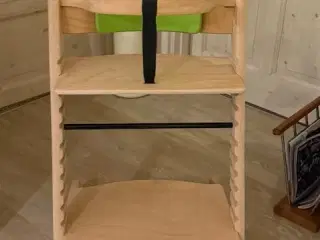 Trip Trap Højstol NY MODEL i Massiv Bøg Lys Natur.
