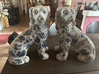 2 stk porcelænshunde