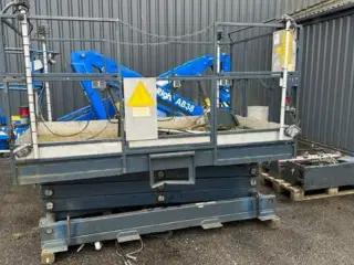 Upright Sax Platform