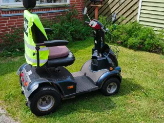 En velfungerende El Scooter. Står i 7200 Grindsted