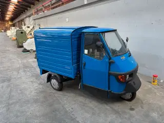 Tuktuk PIAGGIO APE 50